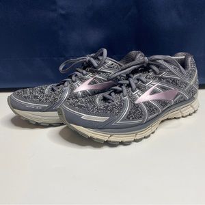 Brooks GTS Seventeen Women's Running Shoes Size 11 (1202311B026)